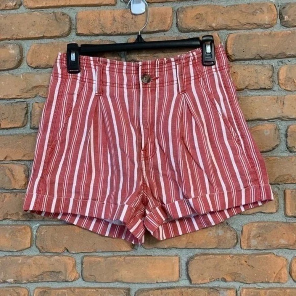 American Eagle Striped High Waisted Mom Shorts Casual Red‎ White Linen Size 2